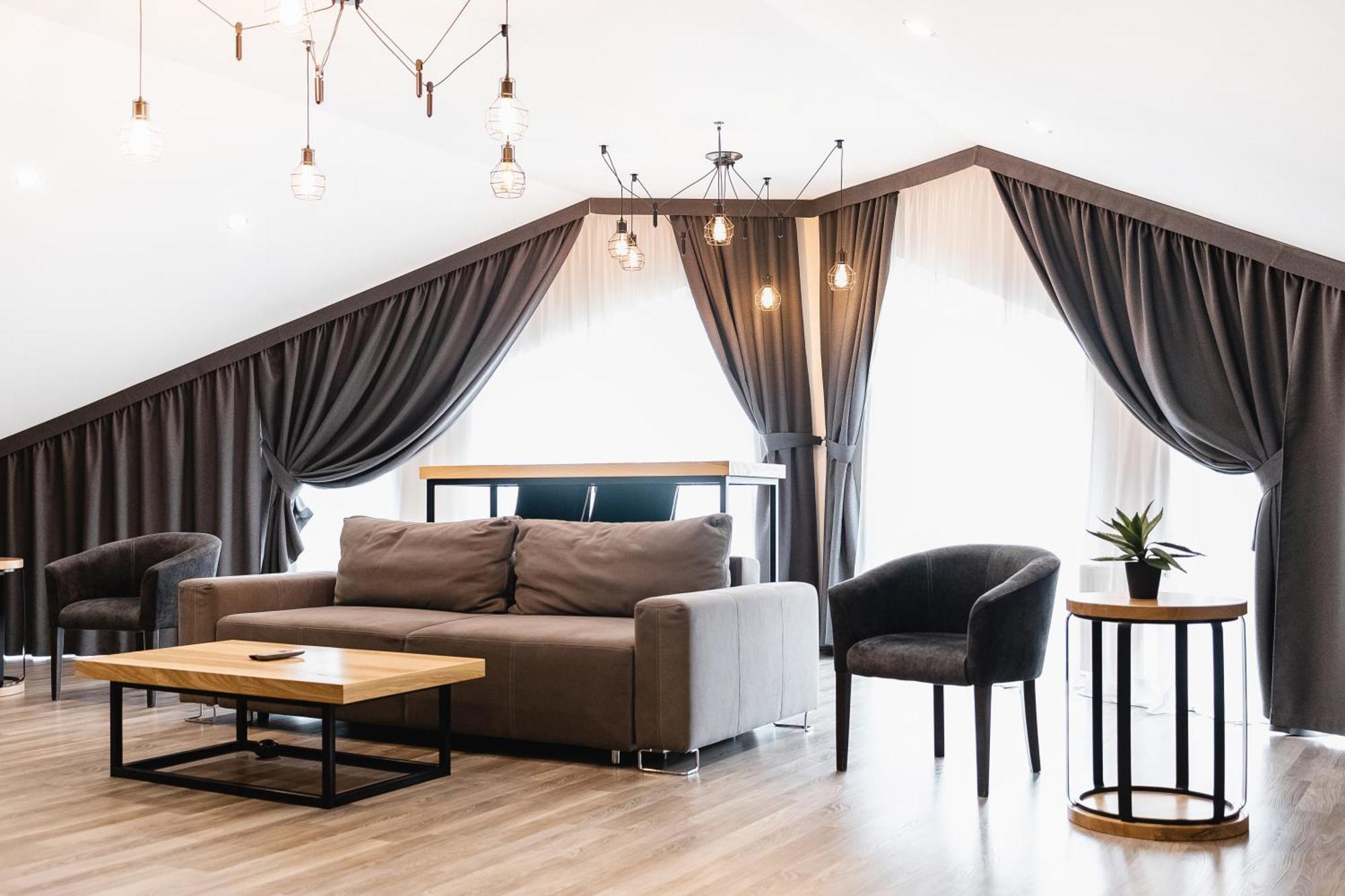 Geography Hotel Veresneve Ngoại thất bức ảnh
