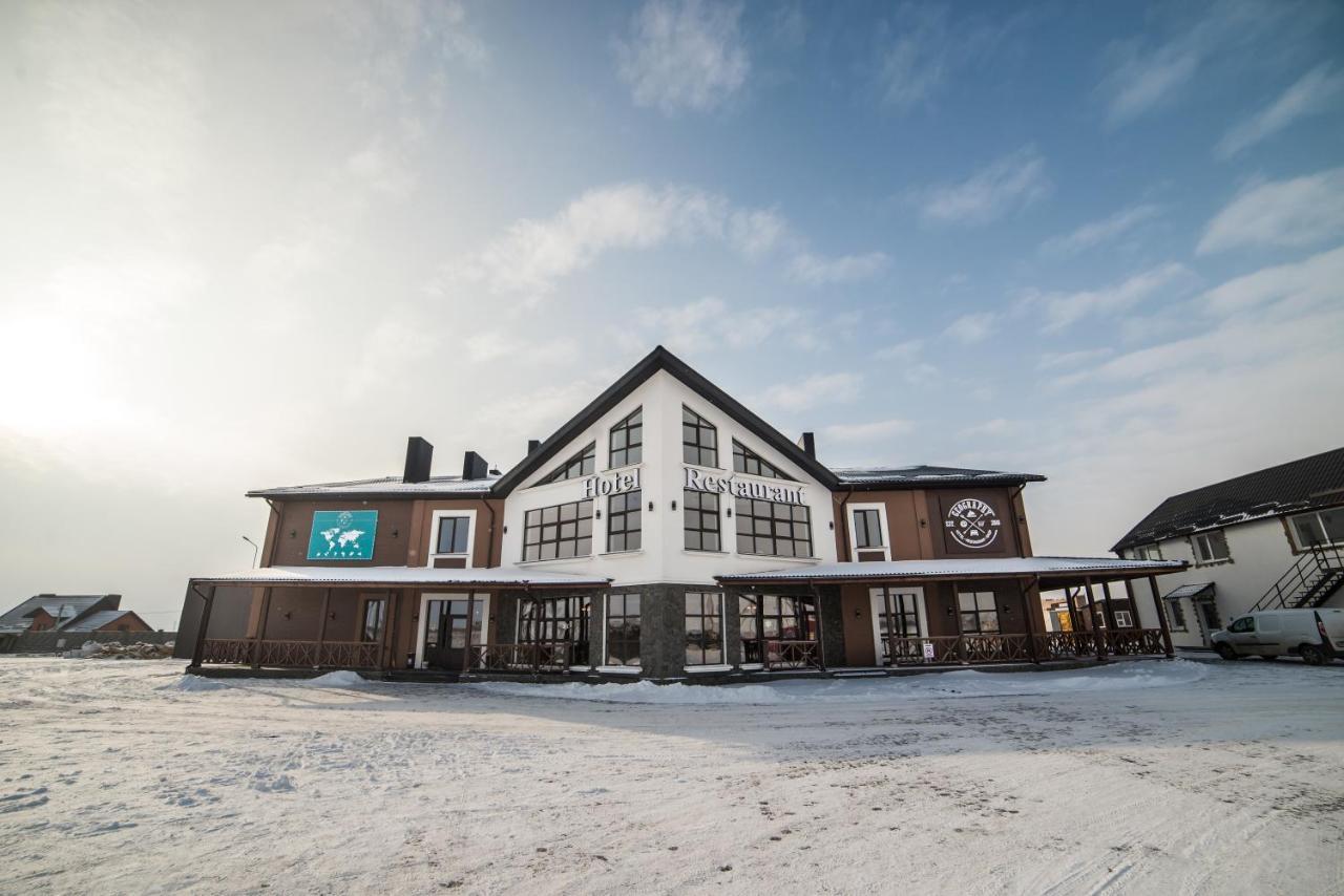 Geography Hotel Veresneve Ngoại thất bức ảnh