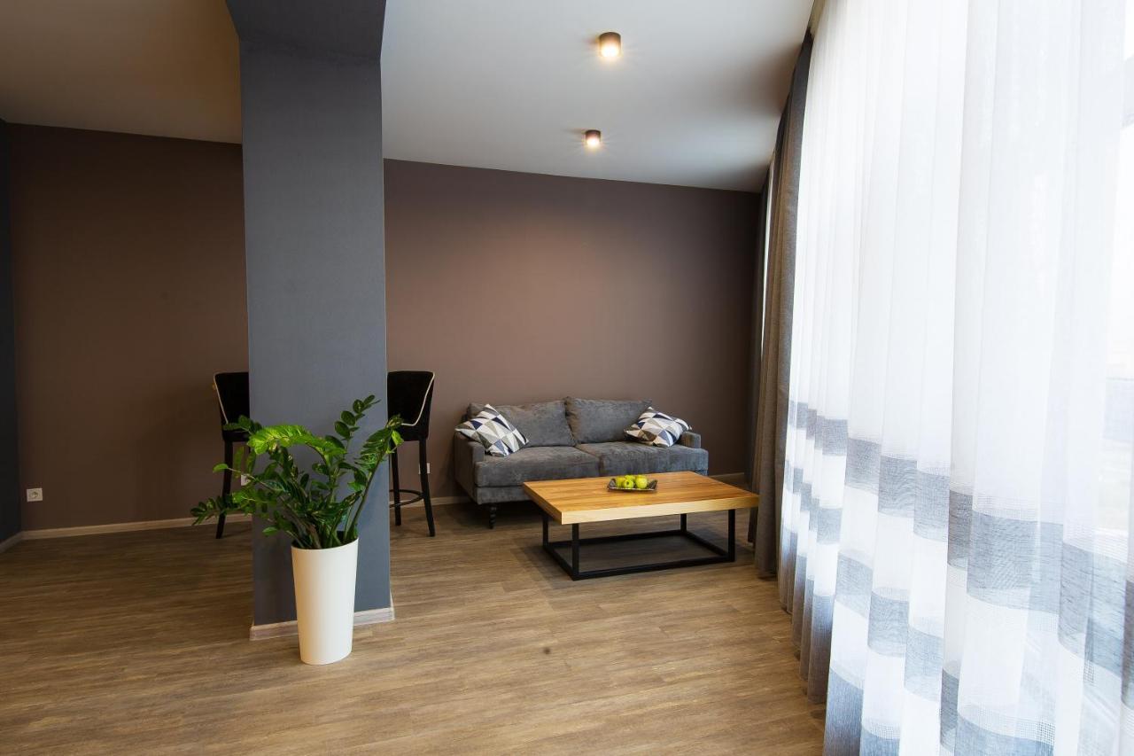 Geography Hotel Veresneve Ngoại thất bức ảnh